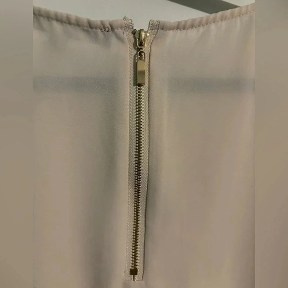 Rose & Olive Womens pastel pink/grey 100% poly‎ blouse exposed gold zipper Small - Picture 4 of 4